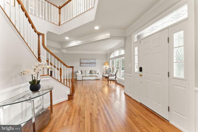 1814 WOODS EDGE DR NE, Leesburg, VA 20176