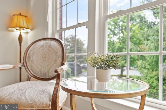 1814 WOODS EDGE DR NE, Leesburg, VA 20176