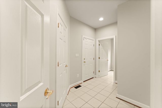 1814 WOODS EDGE DR NE, Leesburg, VA 20176