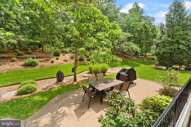 1814 WOODS EDGE DR NE, Leesburg, VA 20176