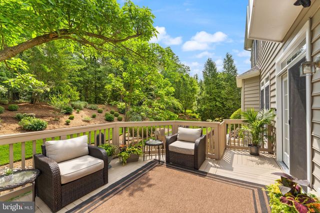 1814 WOODS EDGE DR NE, Leesburg, VA 20176