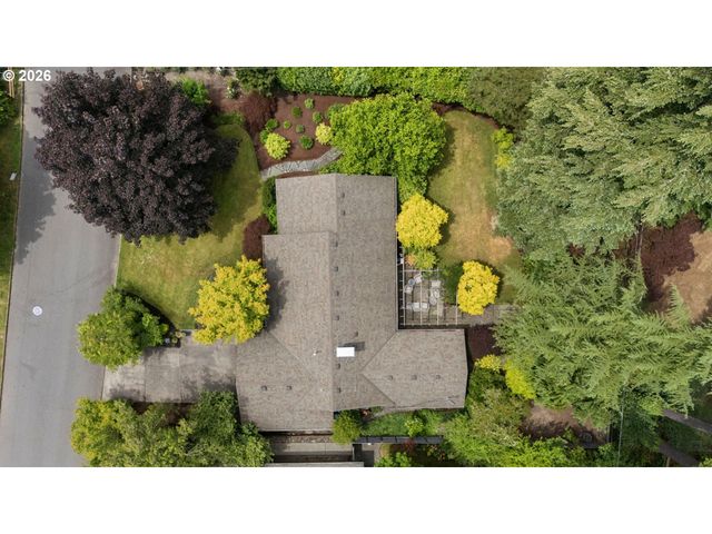 5919 Sw MILES St, Portland, OR 97219
