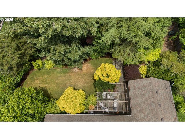 5919 Sw MILES St, Portland, OR 97219