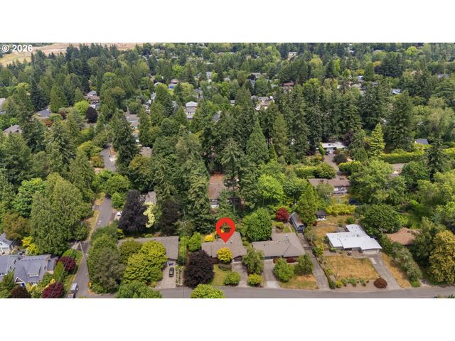 5919 Sw MILES St, Portland, OR 97219