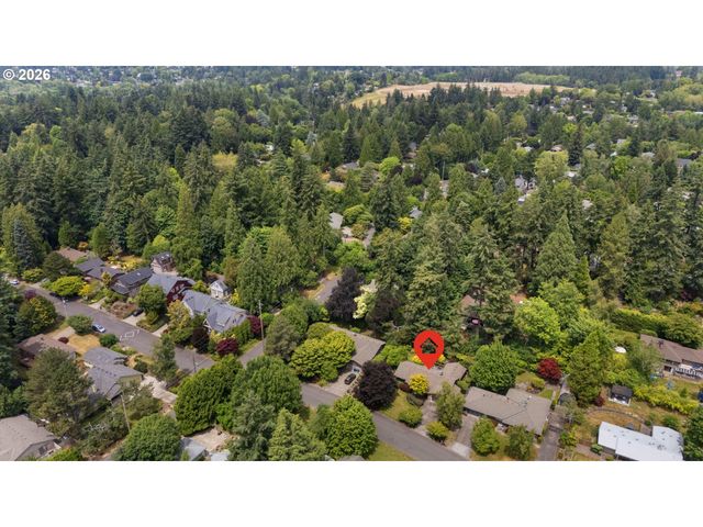 5919 Sw MILES St, Portland, OR 97219