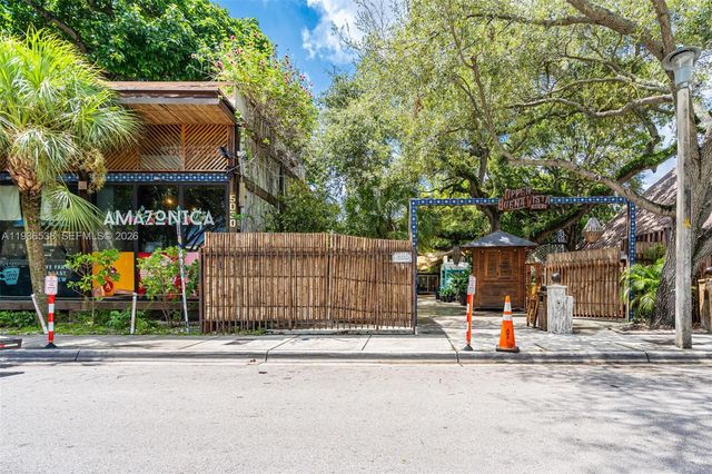 67 NE 44th St, Miami, FL 33137