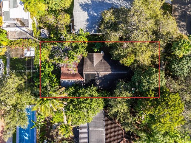 67 NE 44th St, Miami, FL 33137