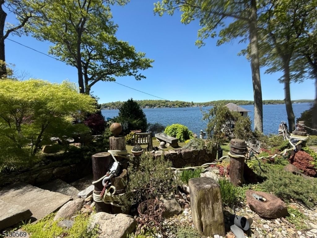 501 Windemere Ave, Mount Arlington Boro, NJ 07856 — photo 3