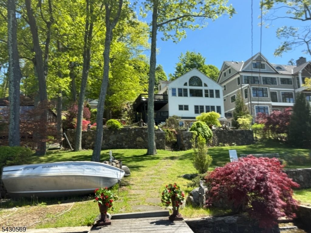 501 Windemere Ave, Mount Arlington Boro, NJ 07856 — photo 4