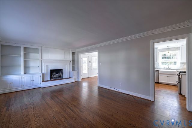 8801 Watlington Rd, Henrico, VA 23229