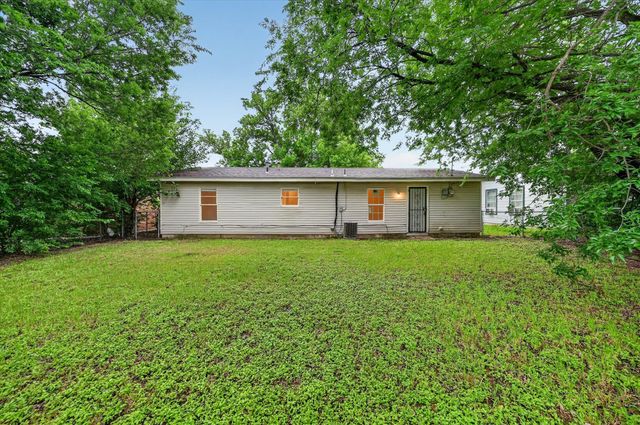 5555 Pinson Street, Fort Worth, TX 76119
