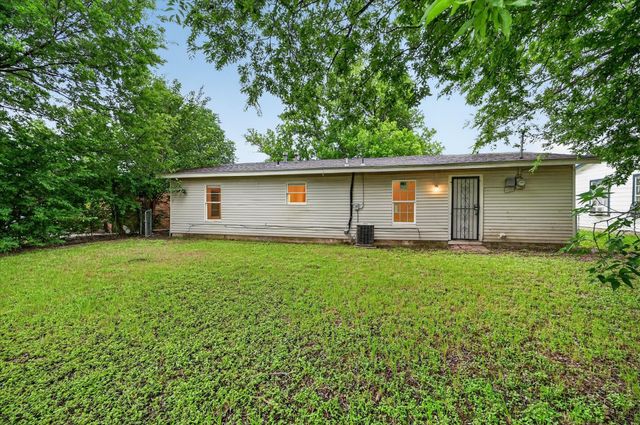 5555 Pinson Street, Fort Worth, TX 76119
