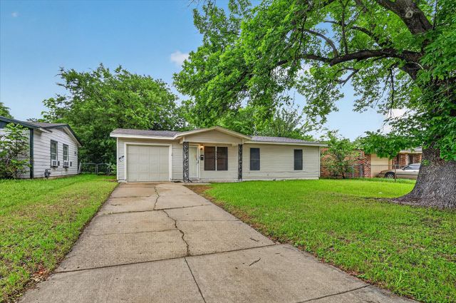 5555 Pinson Street, Fort Worth, TX 76119