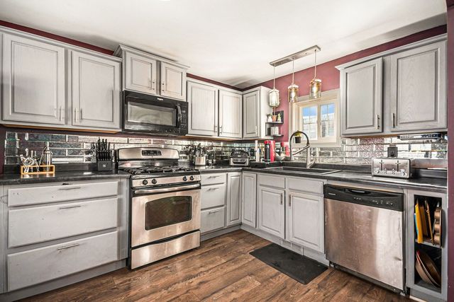 315 North Avenue, Sycamore, IL 60178