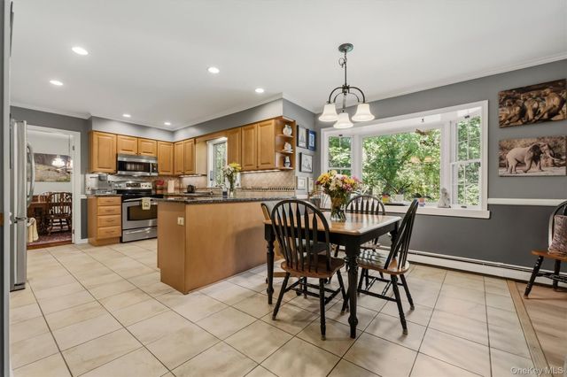 5 Stormville Road, Hopewell Junction, NY 12533