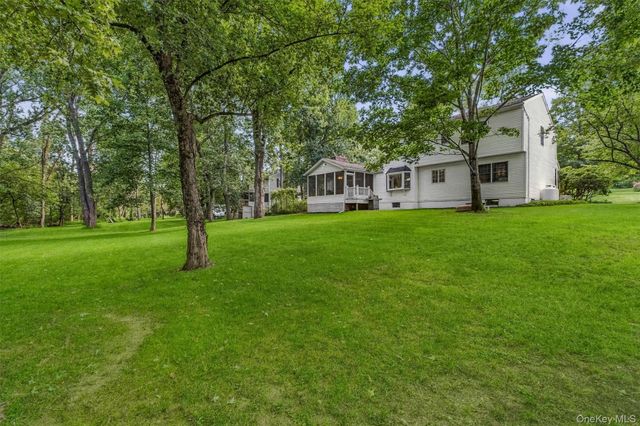 5 Stormville Road, Hopewell Junction, NY 12533