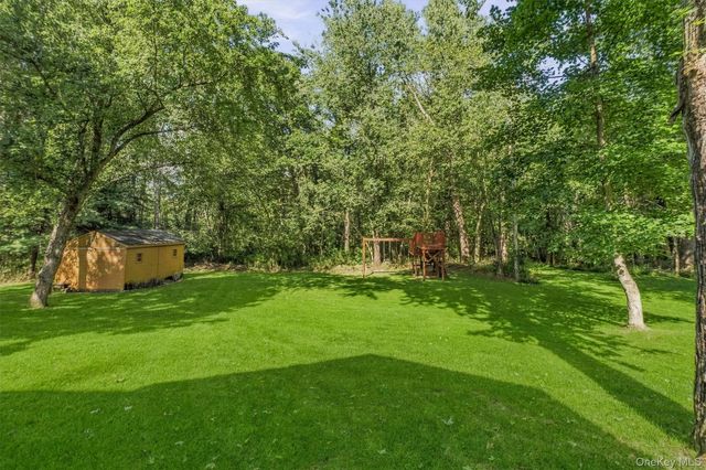 5 Stormville Road, Hopewell Junction, NY 12533