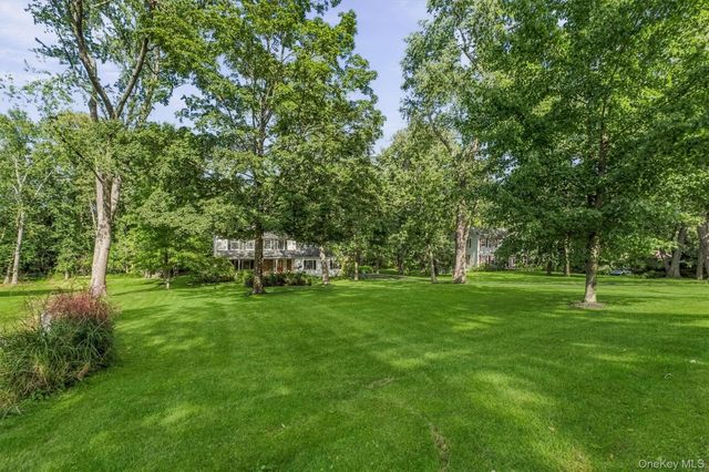5 Stormville Road, Hopewell Junction, NY 12533