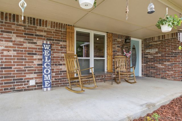 14205 S 220th Avenue E, Coweta, OK 74429
