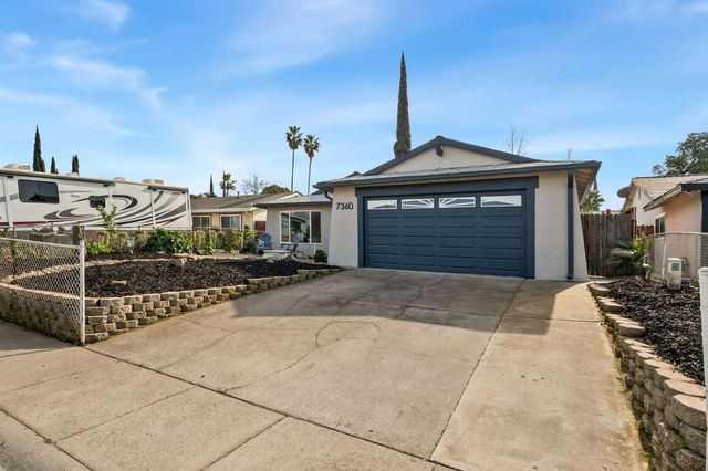 7360 Salazar Dr, North Highlands, CA 95660