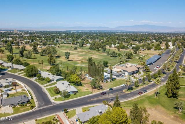 5808 Indian Wells Avenue, Bakersfield, CA 93309