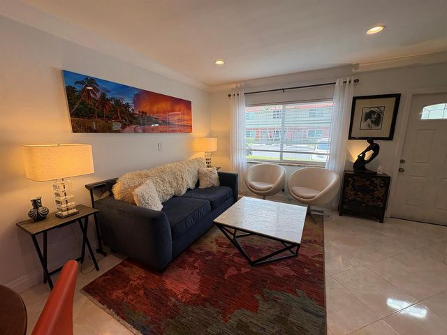 113 NE 20th Court 4g, Wilton Manors, FL 33305