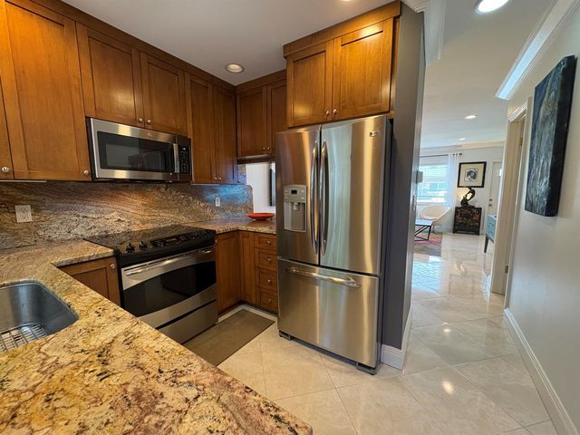 113 NE 20th Court 4g, Wilton Manors, FL 33305