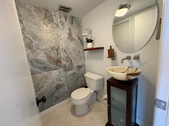 113 NE 20th Court 4g, Wilton Manors, FL 33305