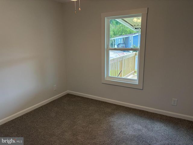 2 TAMARAC TRL, Middle River, MD 21220