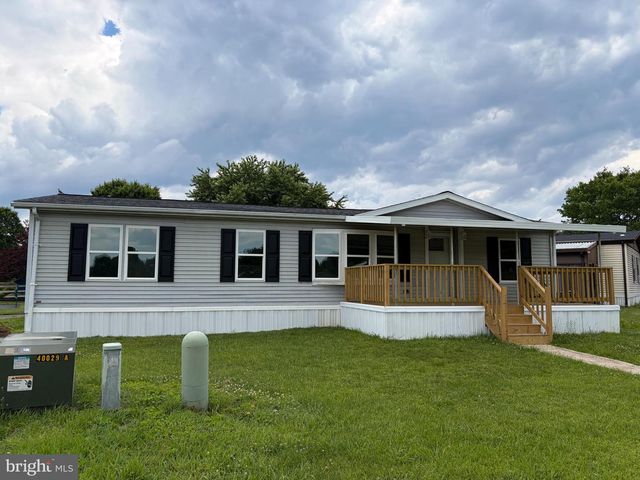 2 TAMARAC TRL, Middle River, MD 21220