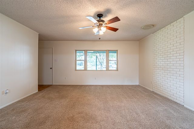 4620 E Holiday Estates Court, Granbury, TX 76049