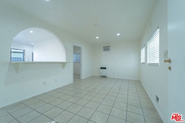 10024 S Western Avenue, Los Angeles, CA 90047