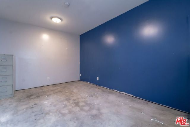 10024 S Western Avenue, Los Angeles, CA 90047