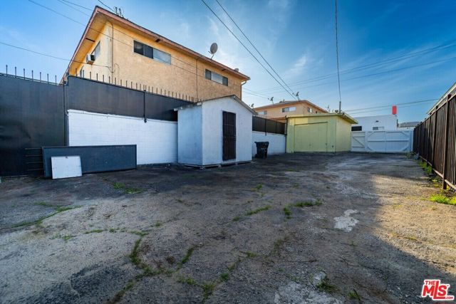 10024 S Western Avenue, Los Angeles, CA 90047