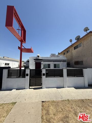 10024 S Western Avenue, Los Angeles, CA 90047