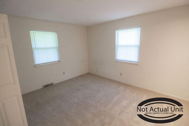 1918 MIRTLE GROVE CT, Columbia, MO 65201