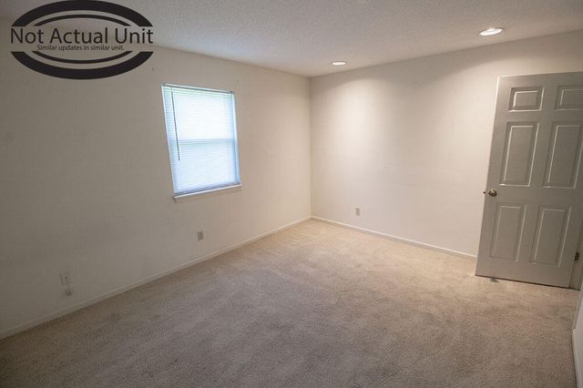 1918 MIRTLE GROVE CT, Columbia, MO 65201