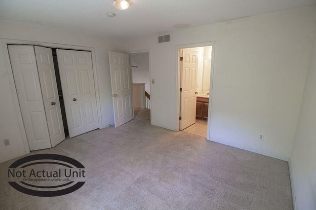 1918 MIRTLE GROVE CT, Columbia, MO 65201