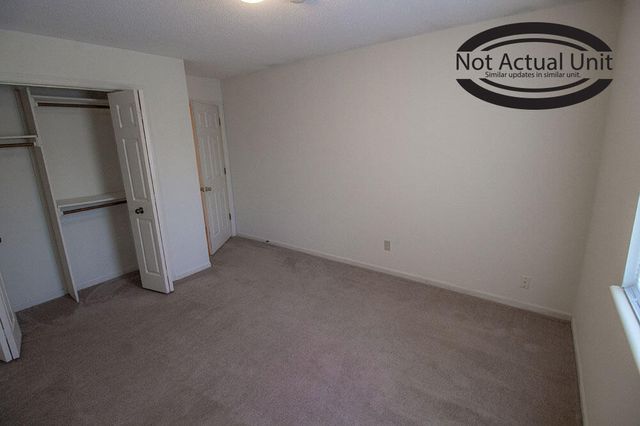 1918 MIRTLE GROVE CT, Columbia, MO 65201