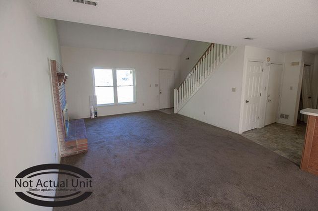 1918 MIRTLE GROVE CT, Columbia, MO 65201