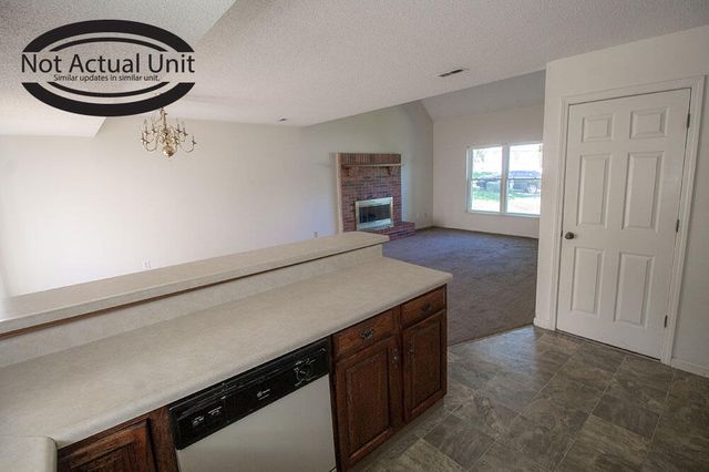 1918 MIRTLE GROVE CT, Columbia, MO 65201