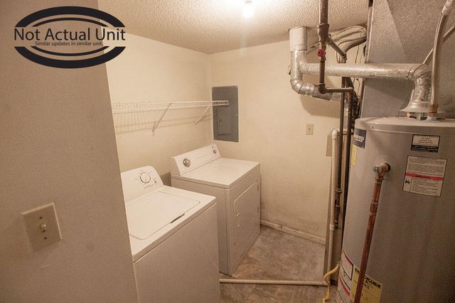 1918 MIRTLE GROVE CT, Columbia, MO 65201