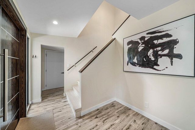 2601 NE 8TH Street, Fort Lauderdale, FL 33304