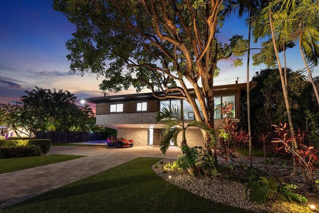 2601 NE 8TH Street, Fort Lauderdale, FL 33304
