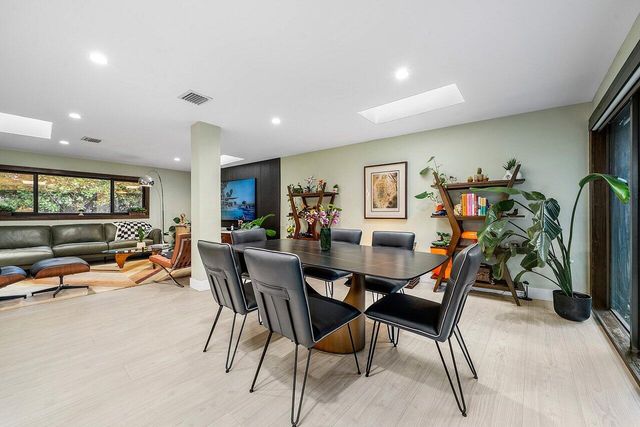 2601 NE 8TH Street, Fort Lauderdale, FL 33304