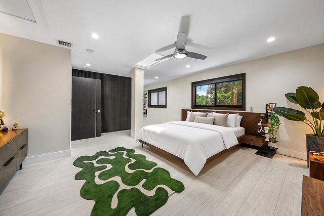2601 NE 8TH Street, Fort Lauderdale, FL 33304