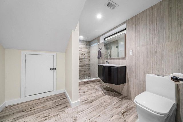 2601 NE 8TH Street, Fort Lauderdale, FL 33304