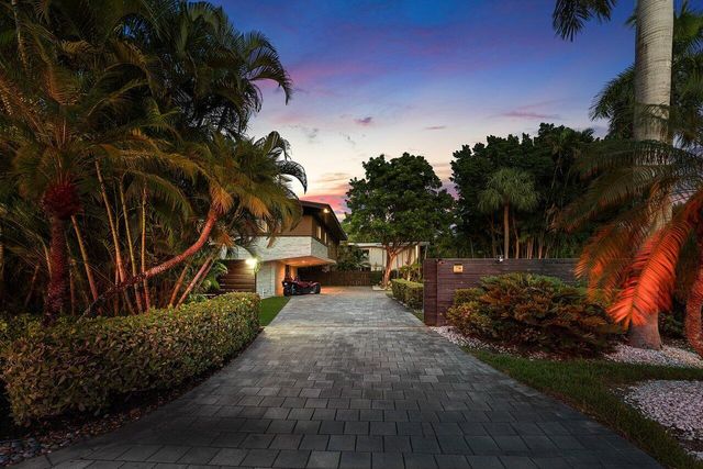 2601 NE 8TH Street, Fort Lauderdale, FL 33304