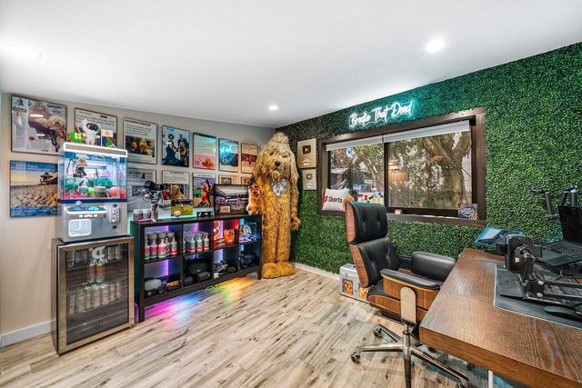 2601 NE 8TH Street, Fort Lauderdale, FL 33304