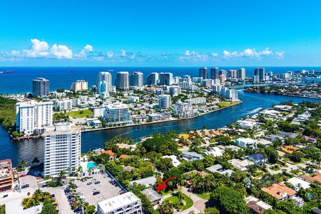 2601 NE 8TH Street, Fort Lauderdale, FL 33304